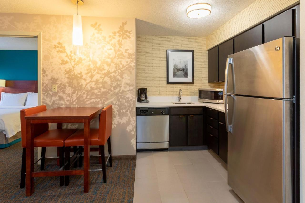 Residence Inn Minneapolis St. Paul/Розвіль Екстер'єр фото