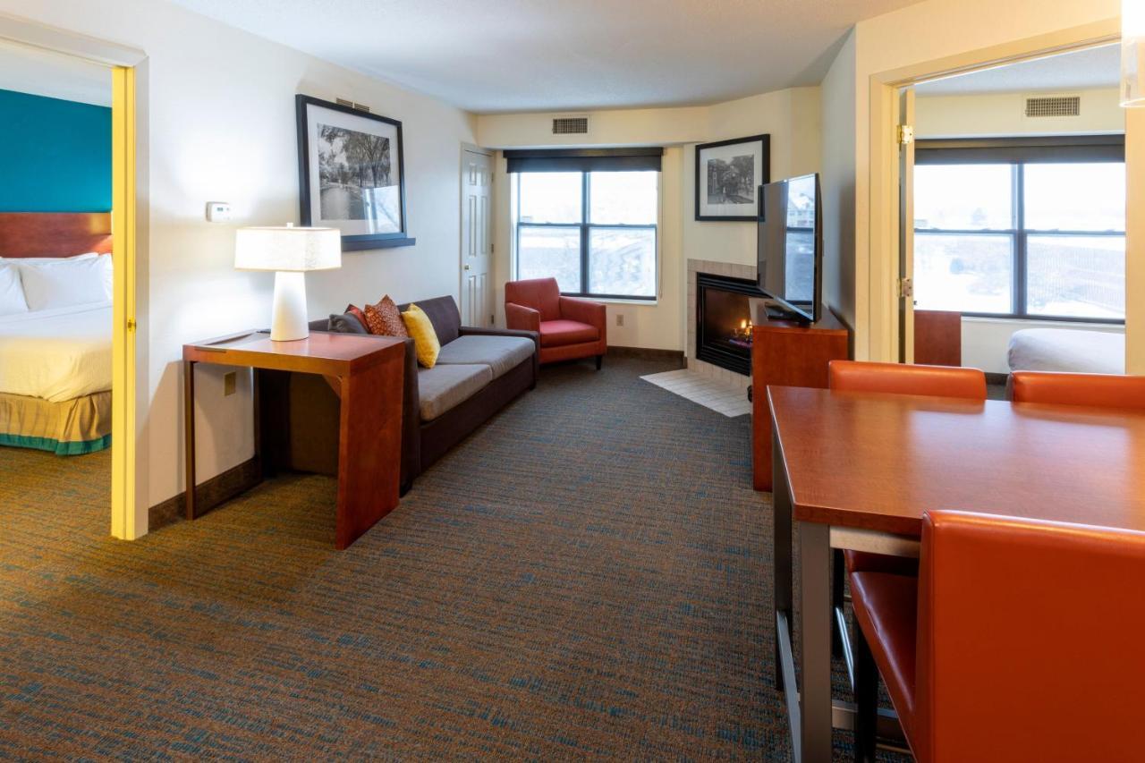 Residence Inn Minneapolis St. Paul/Розвіль Екстер'єр фото